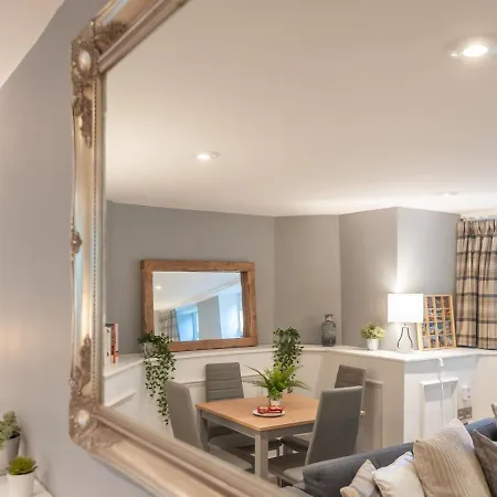 A Hidden Gem - Summer Bliss Near Roundhay Park - Pass The Keys Appartement