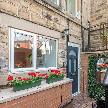Apartment A Hidden Gem - Summer Bliss Near Roundhay Park - Pass The Keys