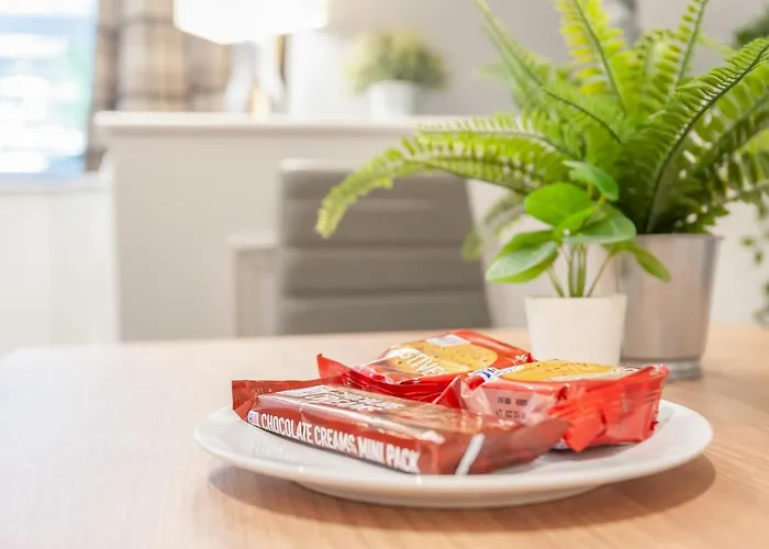 Apartment A Hidden Gem - Summer Bliss Near Roundhay Park - Pass The Keys