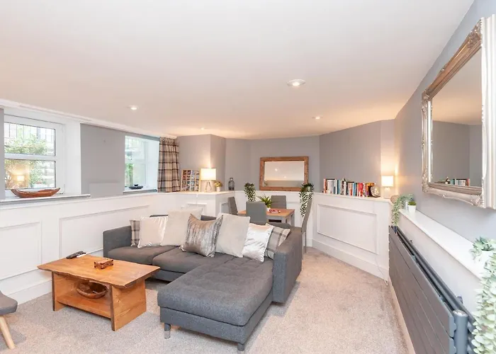 A Hidden Gem - Summer Bliss Near Roundhay Park - Pass The Keys Appartamento Leeds (West Yorkshire)