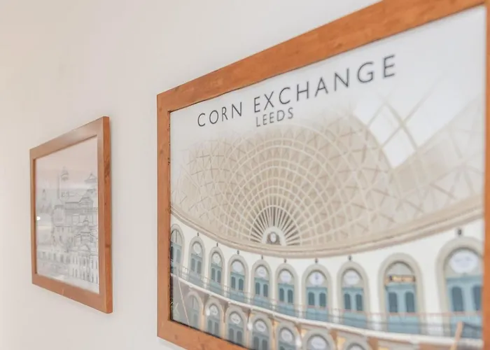 A Hidden Gem - Summer Bliss Near Roundhay Park - Pass The Keys